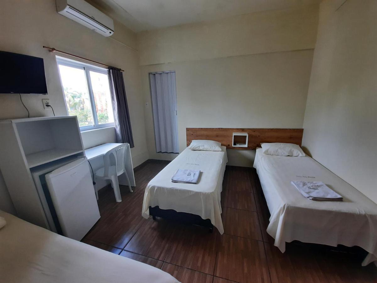 Hotel Tres Passos - Prox Ao Aeroporto E Rodoviaria Porto Alegre Eksteriør billede