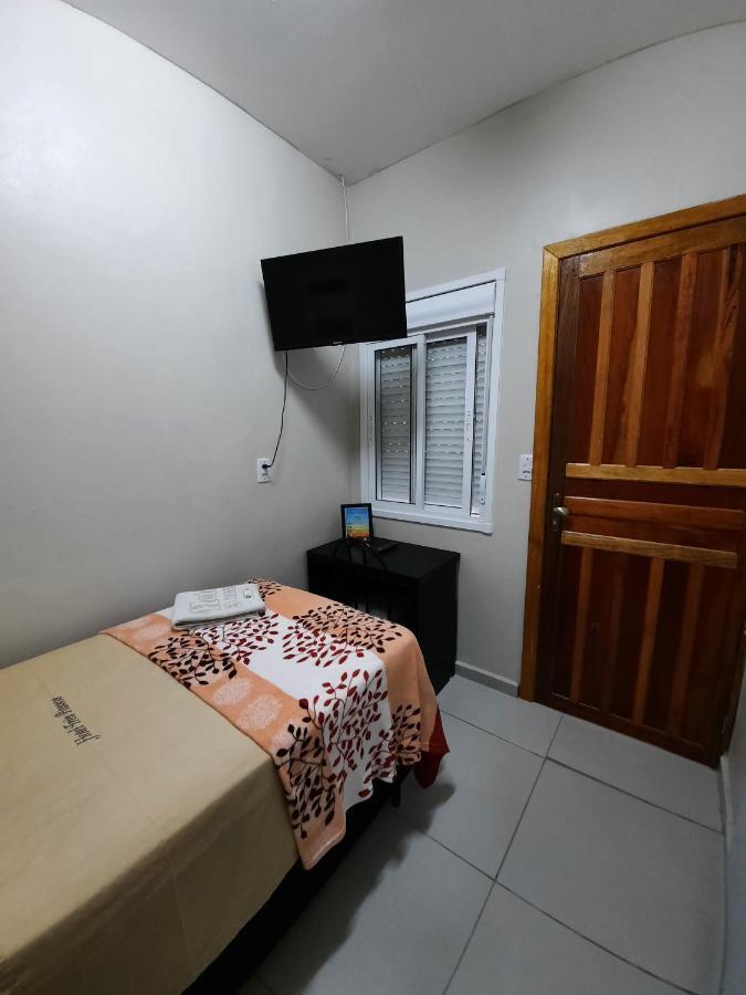 Hotel Tres Passos - Prox Ao Aeroporto E Rodoviaria Porto Alegre Eksteriør billede