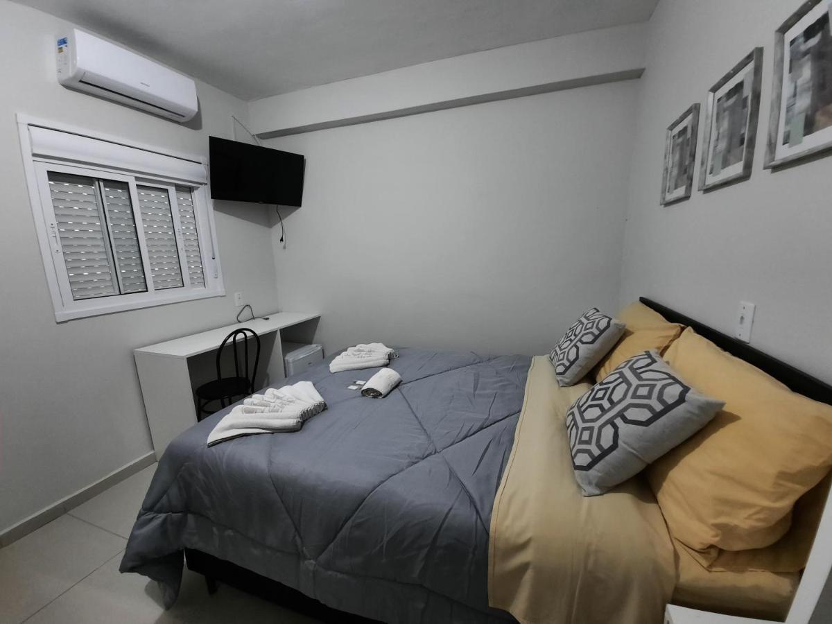 Hotel Tres Passos - Prox Ao Aeroporto E Rodoviaria Porto Alegre Eksteriør billede